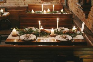 Зимняя свадьба. Свечи в декоре свадебного стола